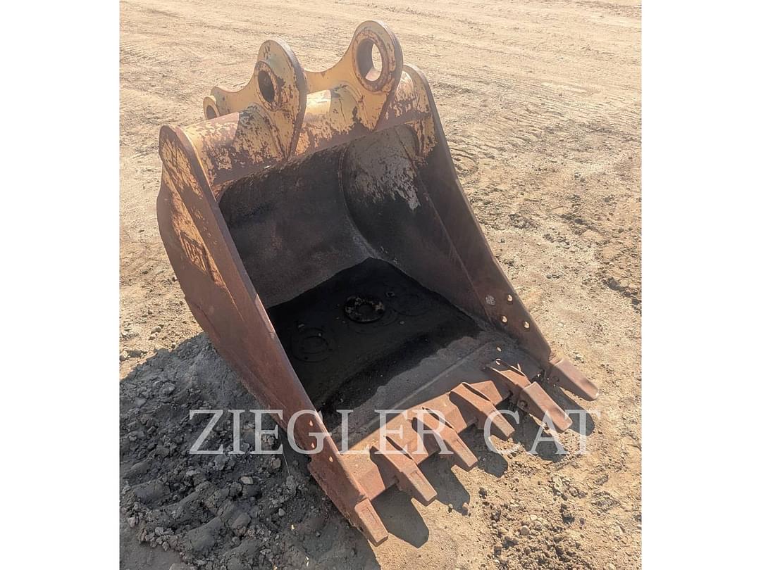 Image of Caterpillar Excavator Bucket Image 0