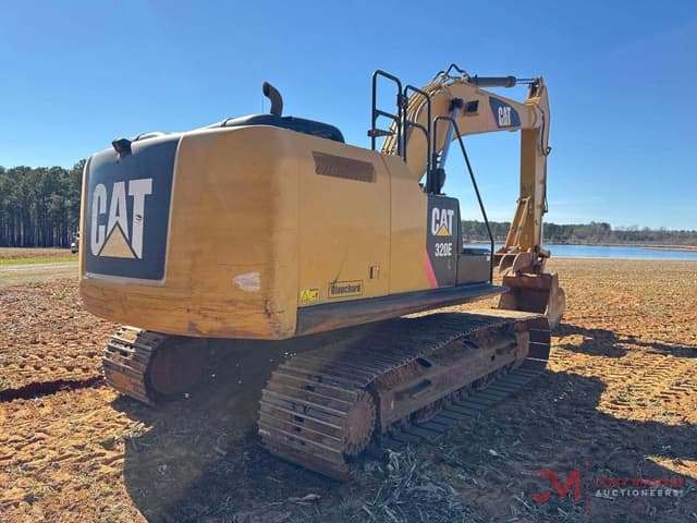 Image of Caterpillar 320EL equipment image 3