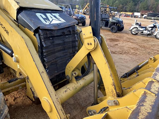 Image of Caterpillar 420F equipment image 4