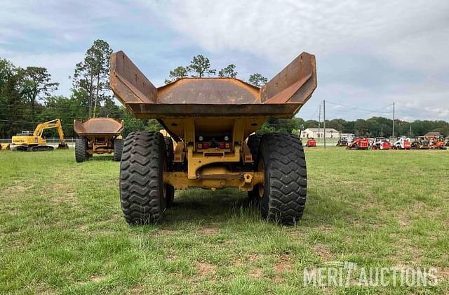 Image of Caterpillar 740B equipment image 3