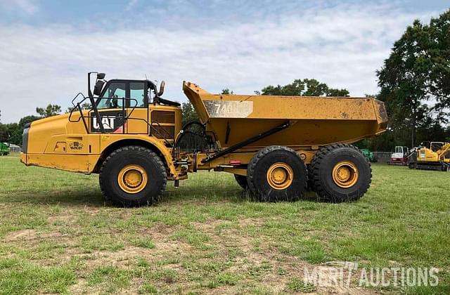 Image of Caterpillar 740B equipment image 1