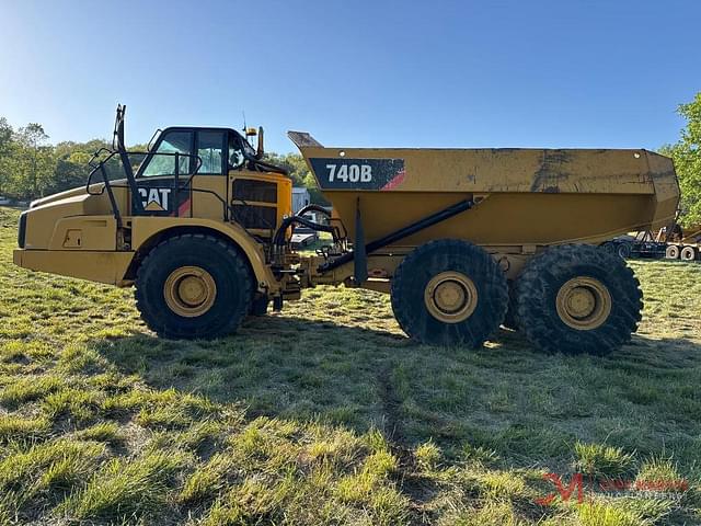 Image of Caterpillar 740B equipment image 4