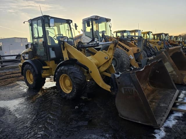 Image of Caterpillar 908H2 equipment image 2