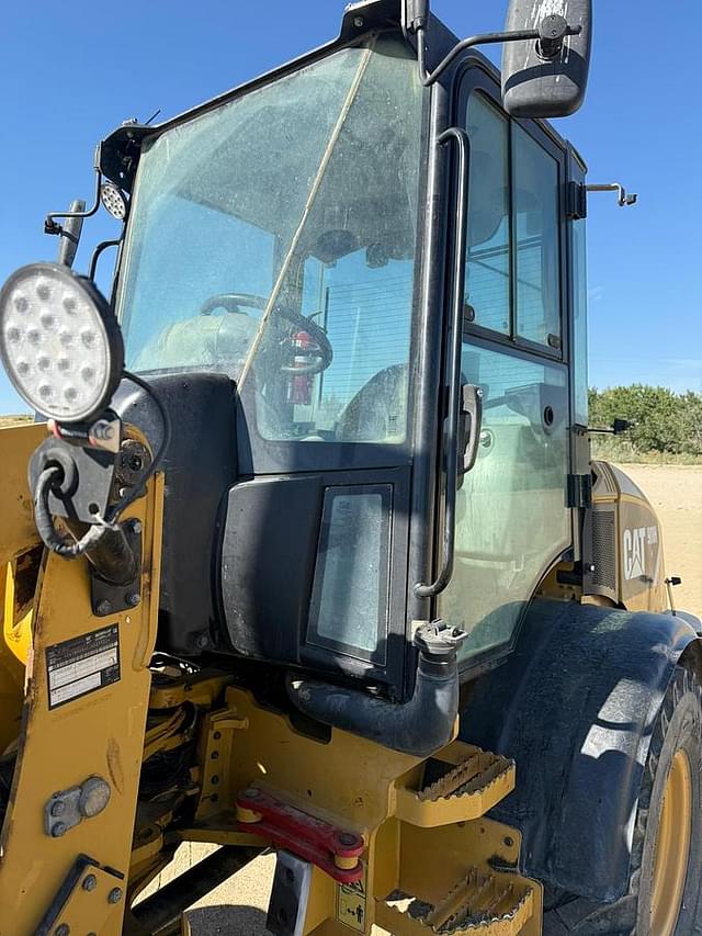 Image of Caterpillar 908H2 equipment image 3