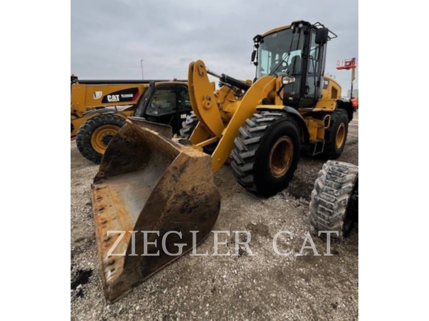 2014 Caterpillar 924K Equipment Image0