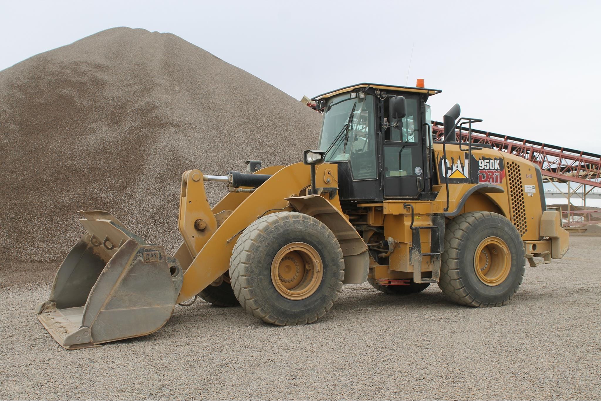 Main image Caterpillar 950K