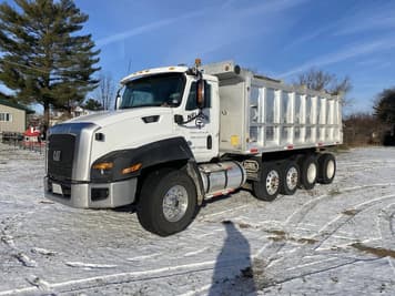 Main image Caterpillar CT660