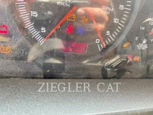 2014 Caterpillar CT681 Image