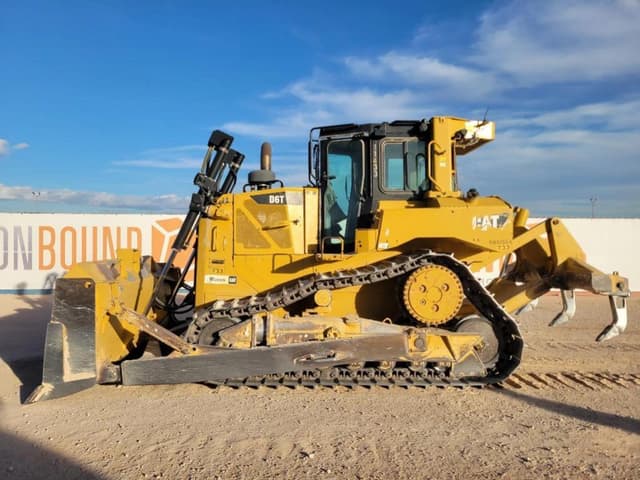 Image of Caterpillar D6T XL equipment image 1