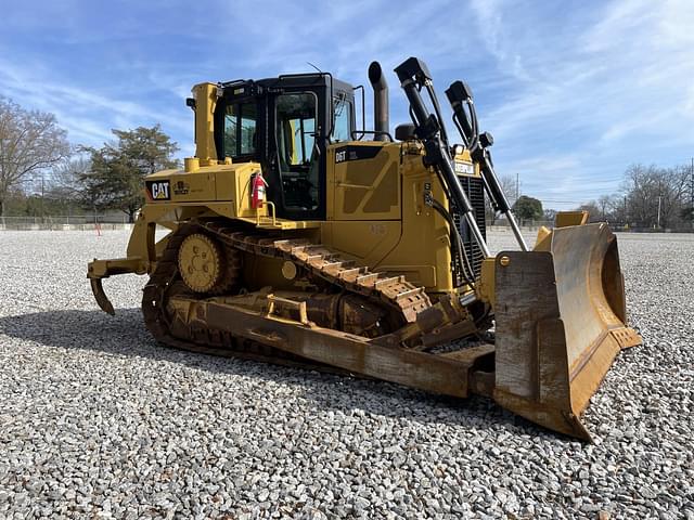 Image of Caterpillar D6T XL equipment image 3