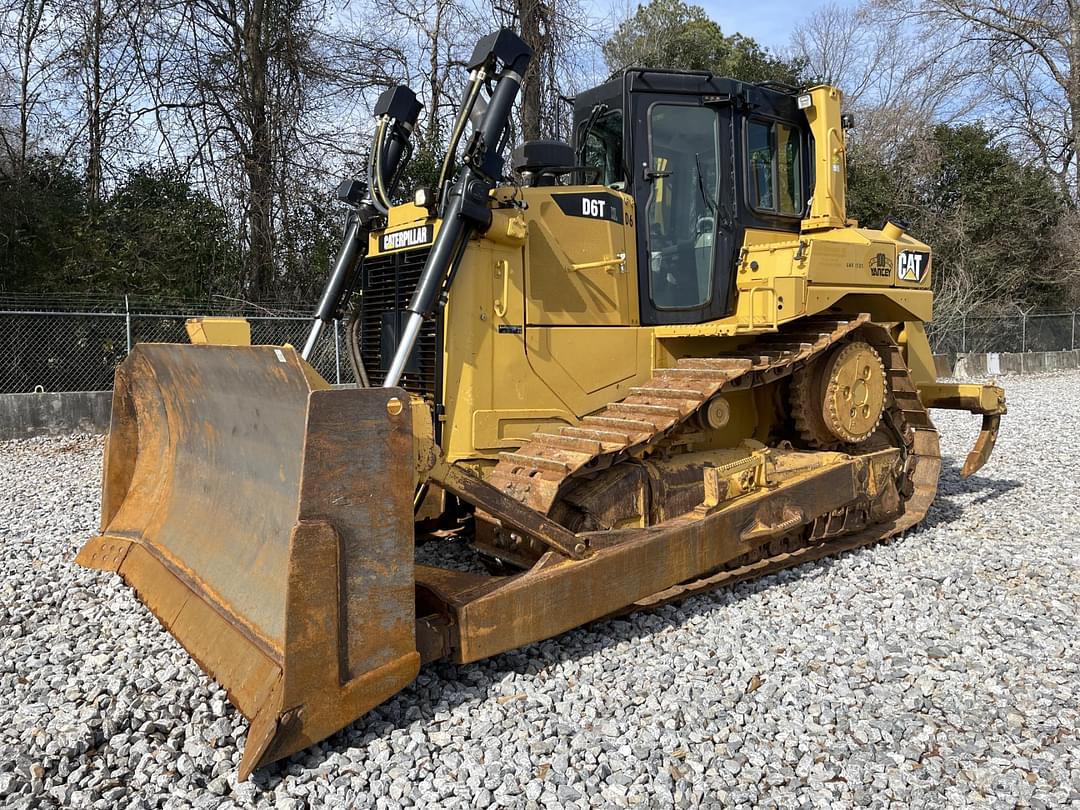 Image of Caterpillar D6T XL Primary image