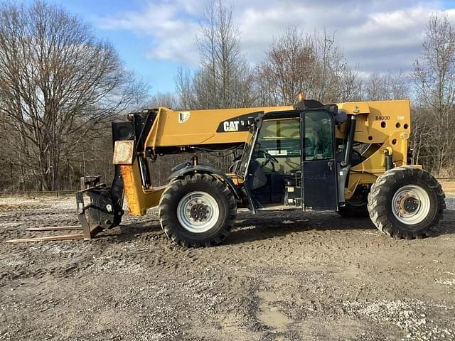 Image of Caterpillar TL1055C equipment image 1