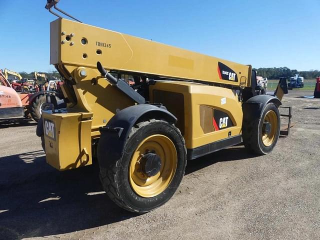 Image of Caterpillar TL943C equipment image 2