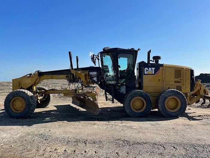 2014 Caterpillar 140M3AWD Equipment Image0