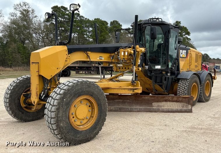 2014 Caterpillar 160M2 Equipment Image0