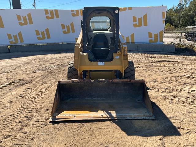 Image of Caterpillar 242D equipment image 1