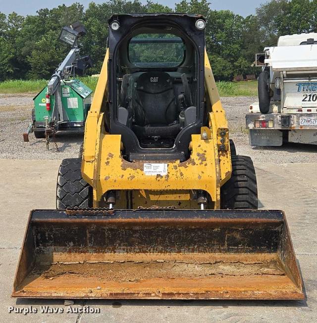 Image of Caterpillar 272D equipment image 1