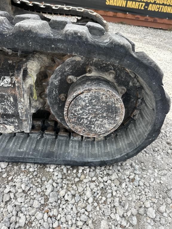 Image of Caterpillar 302.7D CR equipment image 2