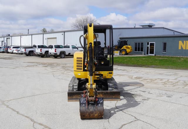 Image of Caterpillar 302.7D equipment image 3