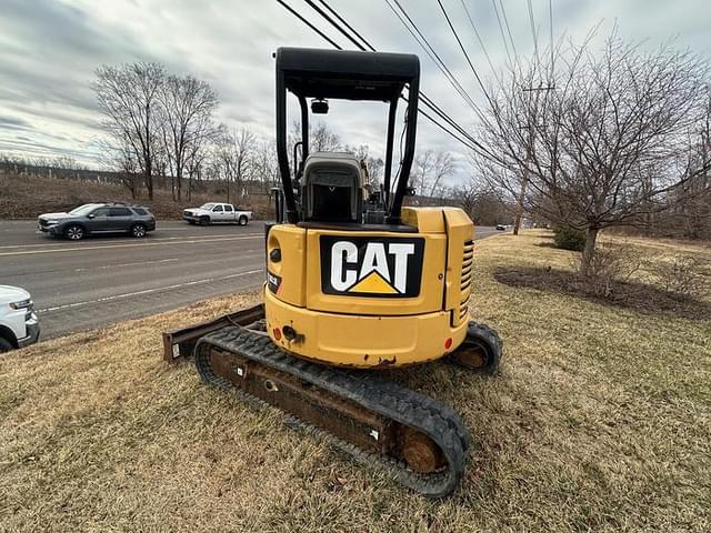 Image of Caterpillar 303.5E CR equipment image 2