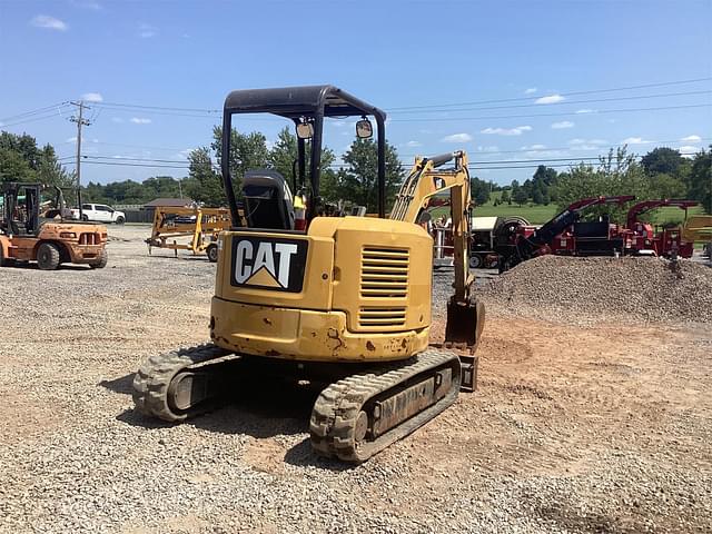 Image of Caterpillar 303.5E CR equipment image 4