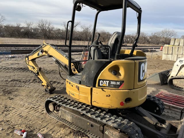 Image of Caterpillar 303.5E CR equipment image 3
