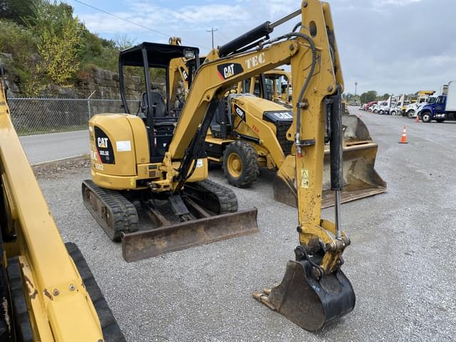 Image of Caterpillar 303.5E CR equipment image 4