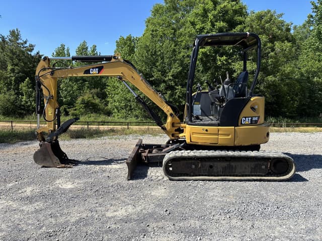 Image of Caterpillar 304E CR equipment image 2