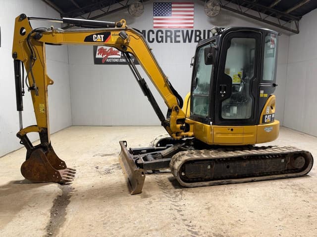 Image of Caterpillar 305 equipment image 1