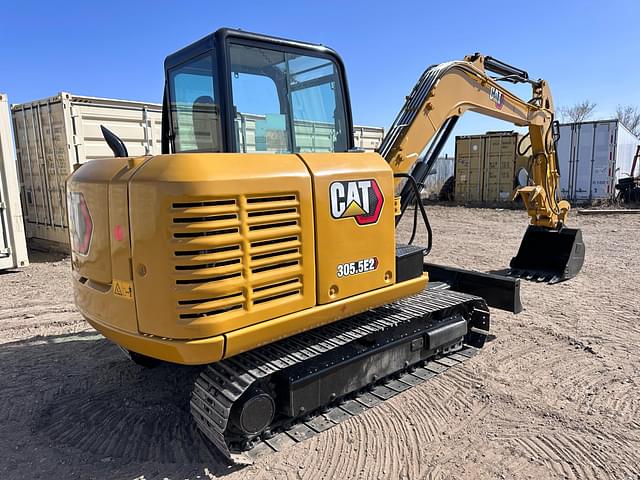 Image of Caterpillar 305.5E2 equipment image 4