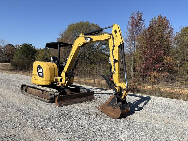 Image of Caterpillar 305ECR equipment image 1