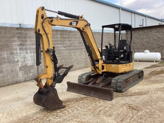 Image of Caterpillar 305ECR equipment image 1