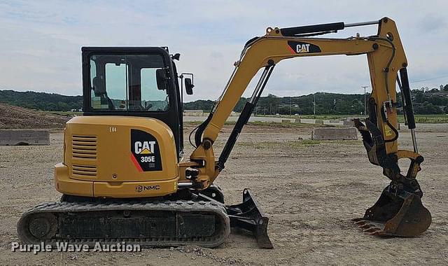 Image of Caterpillar 305ECR equipment image 3