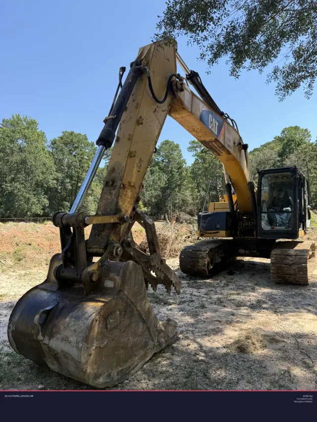 Image of Caterpillar 320E LRR equipment image 1
