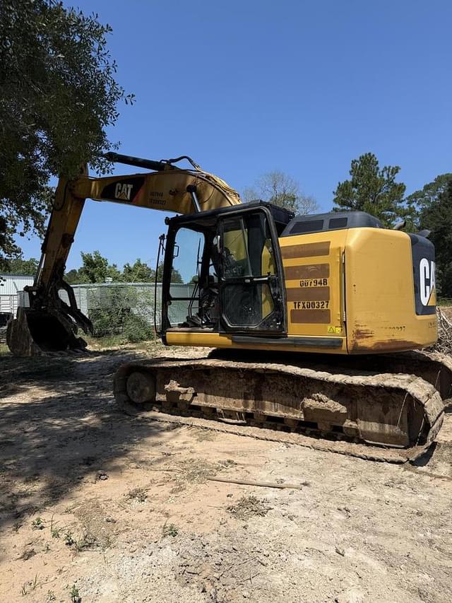 Image of Caterpillar 320E LRR equipment image 3
