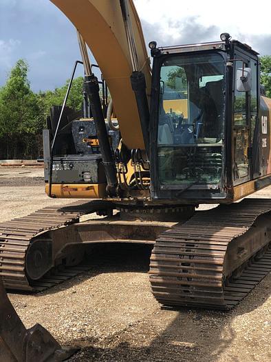 Image of Caterpillar 320EL equipment image 1