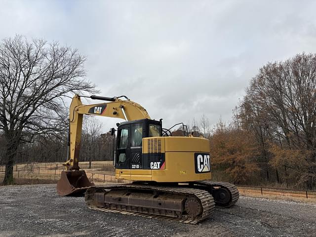 Image of Caterpillar 321D LCR equipment image 3