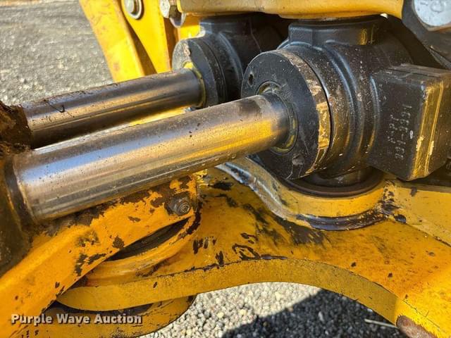 Image of Caterpillar 420F equipment image 1