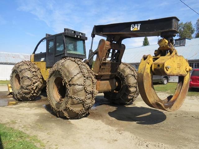 Image of Caterpillar 545C equipment image 3