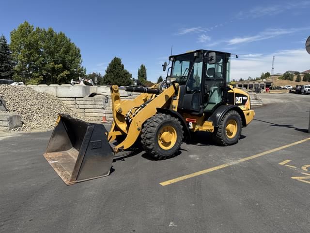 Image of Caterpillar 906H2 equipment image 3