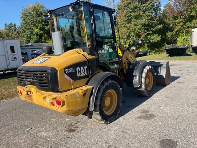 Image of Caterpillar 908H2 equipment image 4