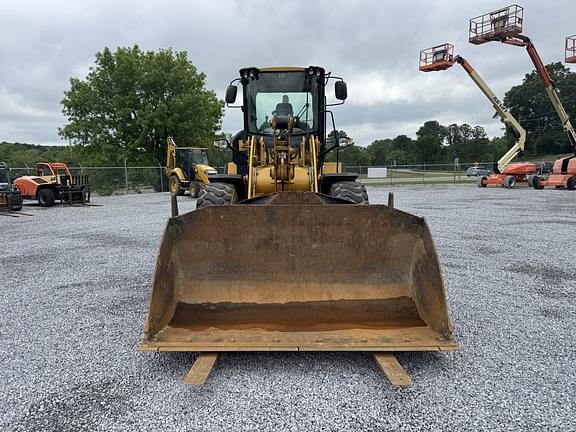 Image of Caterpillar 924K equipment image 2