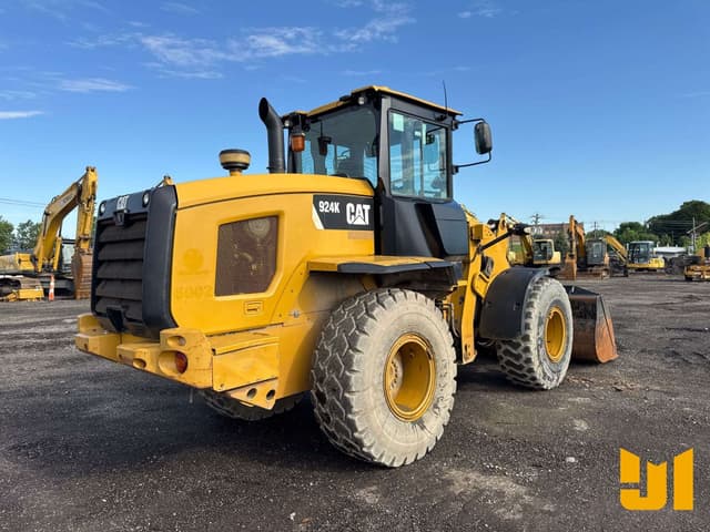 Image of Caterpillar 924K equipment image 4