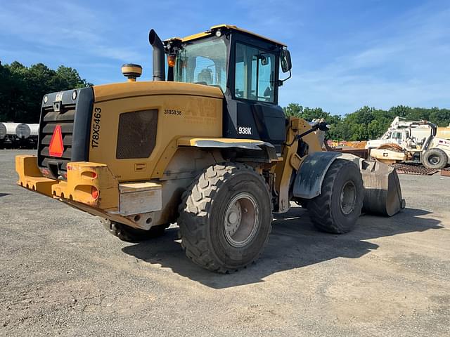 Image of Caterpillar 938K equipment image 4
