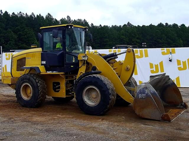 Image of Caterpillar 938K equipment image 2