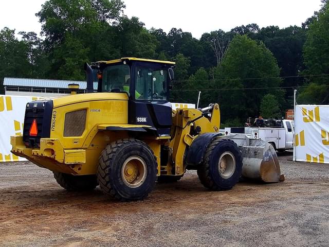Image of Caterpillar 938K equipment image 4