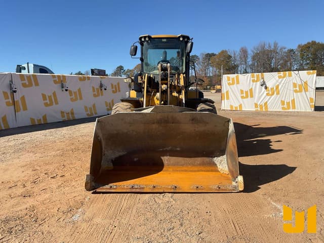 Image of Caterpillar 938K equipment image 1