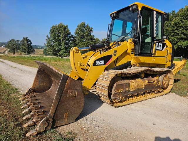 Image of Caterpillar 953D equipment image 2