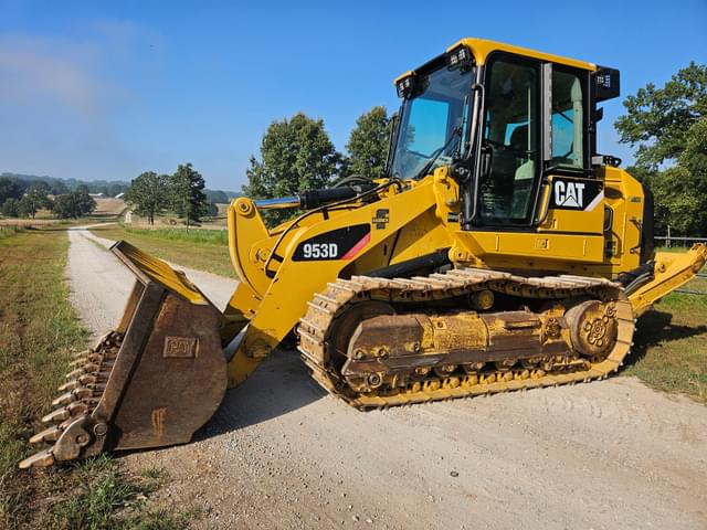Image of Caterpillar 953D equipment image 4