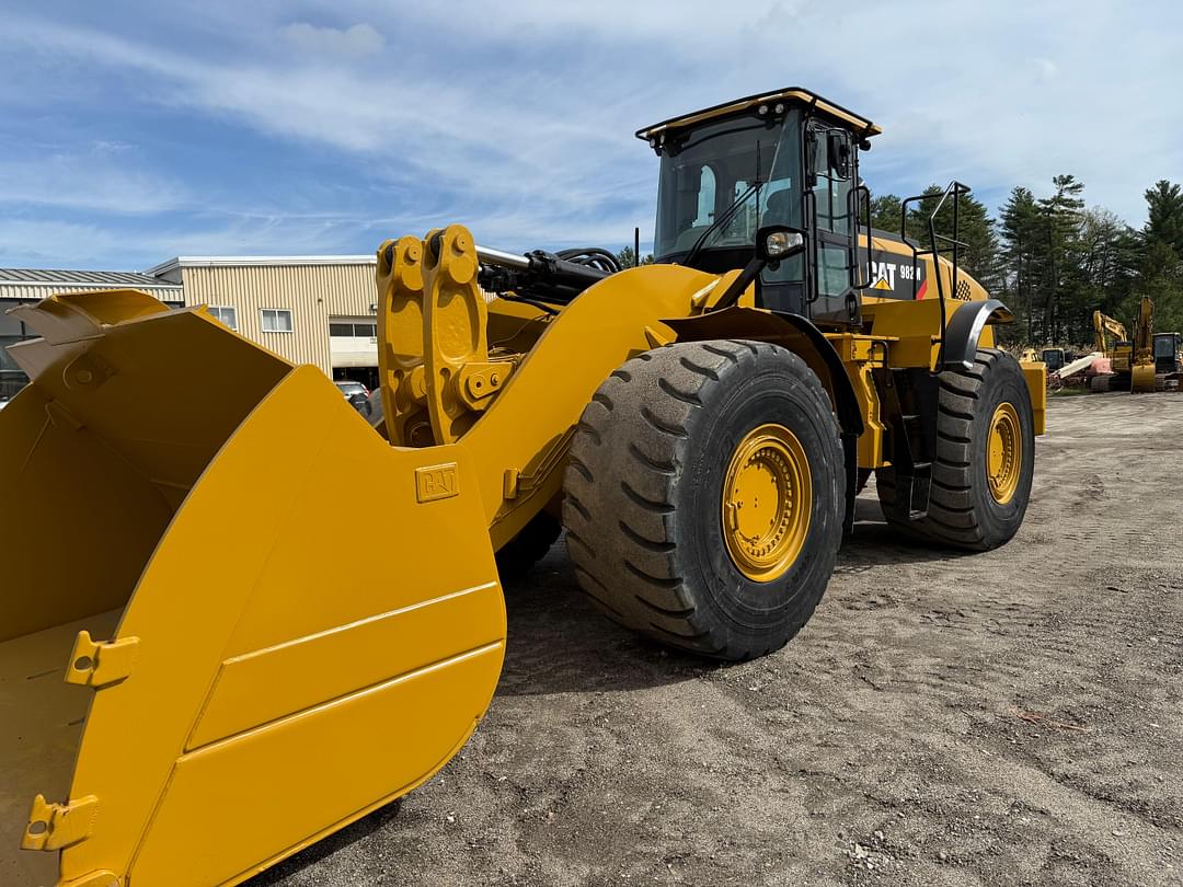 Image of Caterpillar 982M Primary image